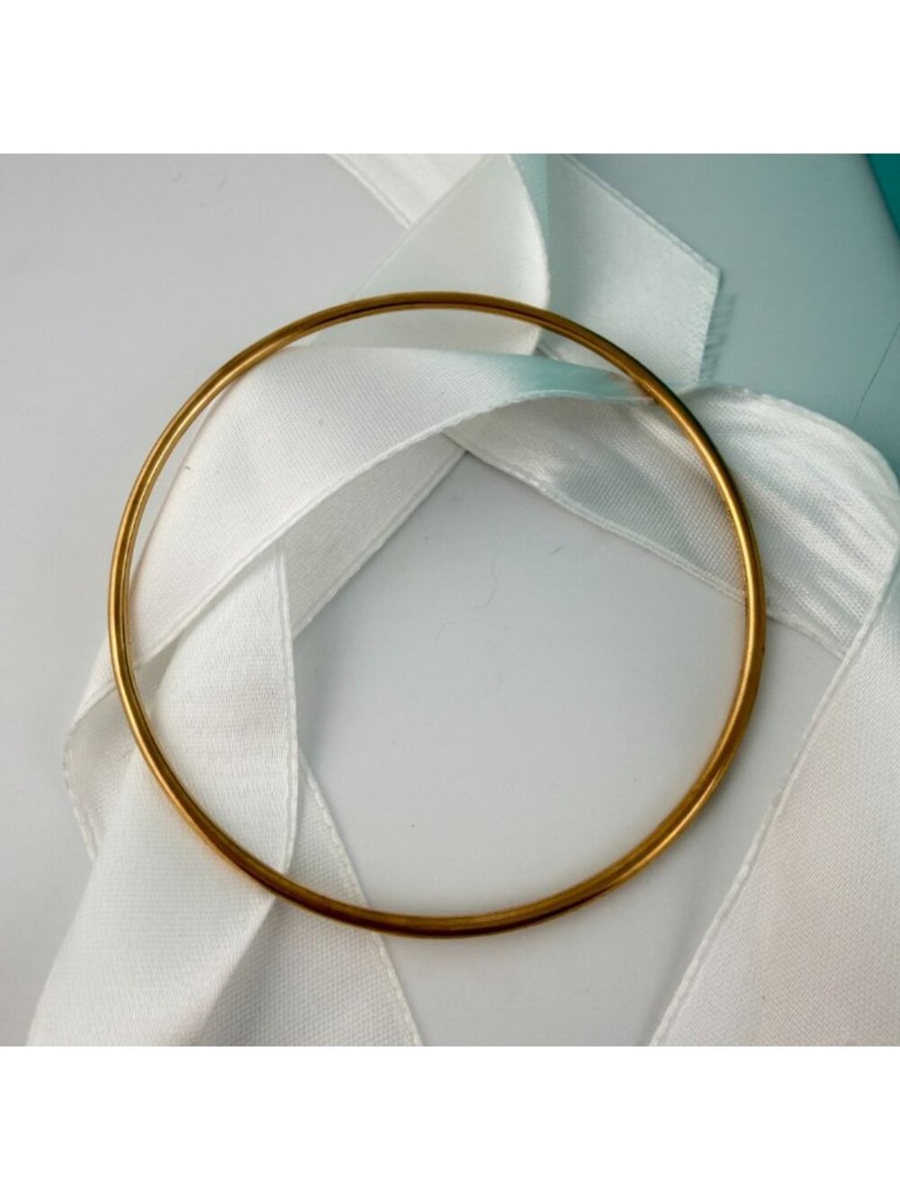Tiffany & Co. 18k Plain Polished Bangle Bracelet 2mm 9g 7.5in Excellent gold
